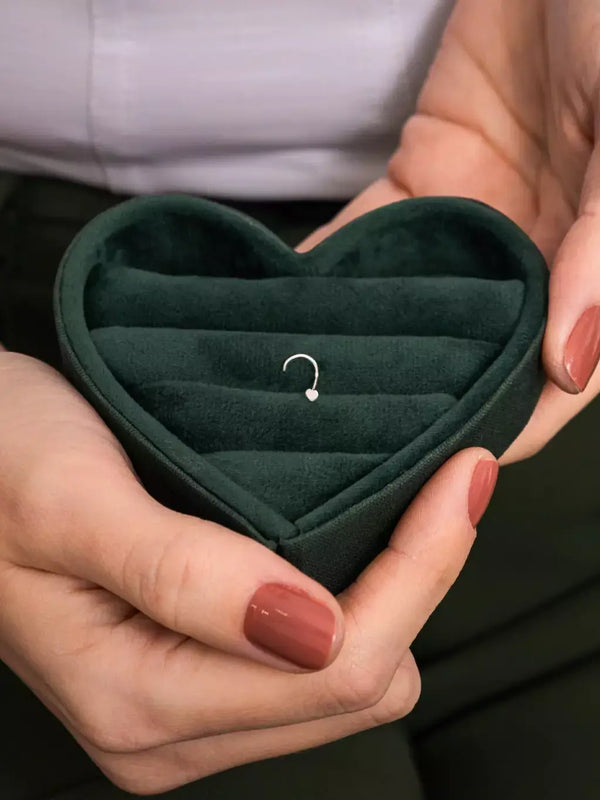 Piercing Feminino para Nariz Coração em Prata 925 Hipoalergênica – Serenité