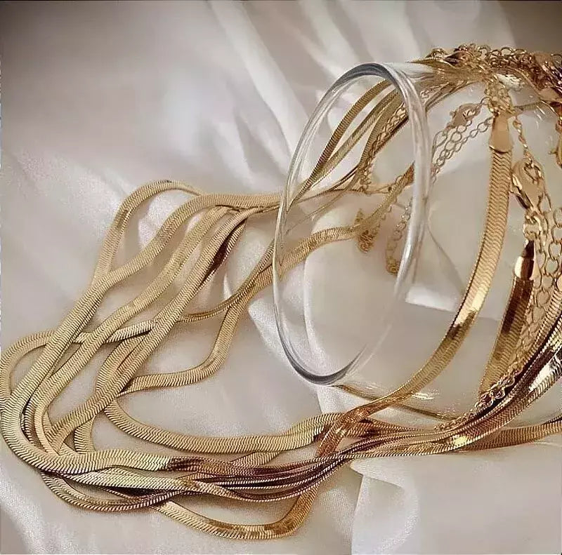Colar Choker Feminino Fita Lisa Ajustável em Aço Inoxidável – Serenité