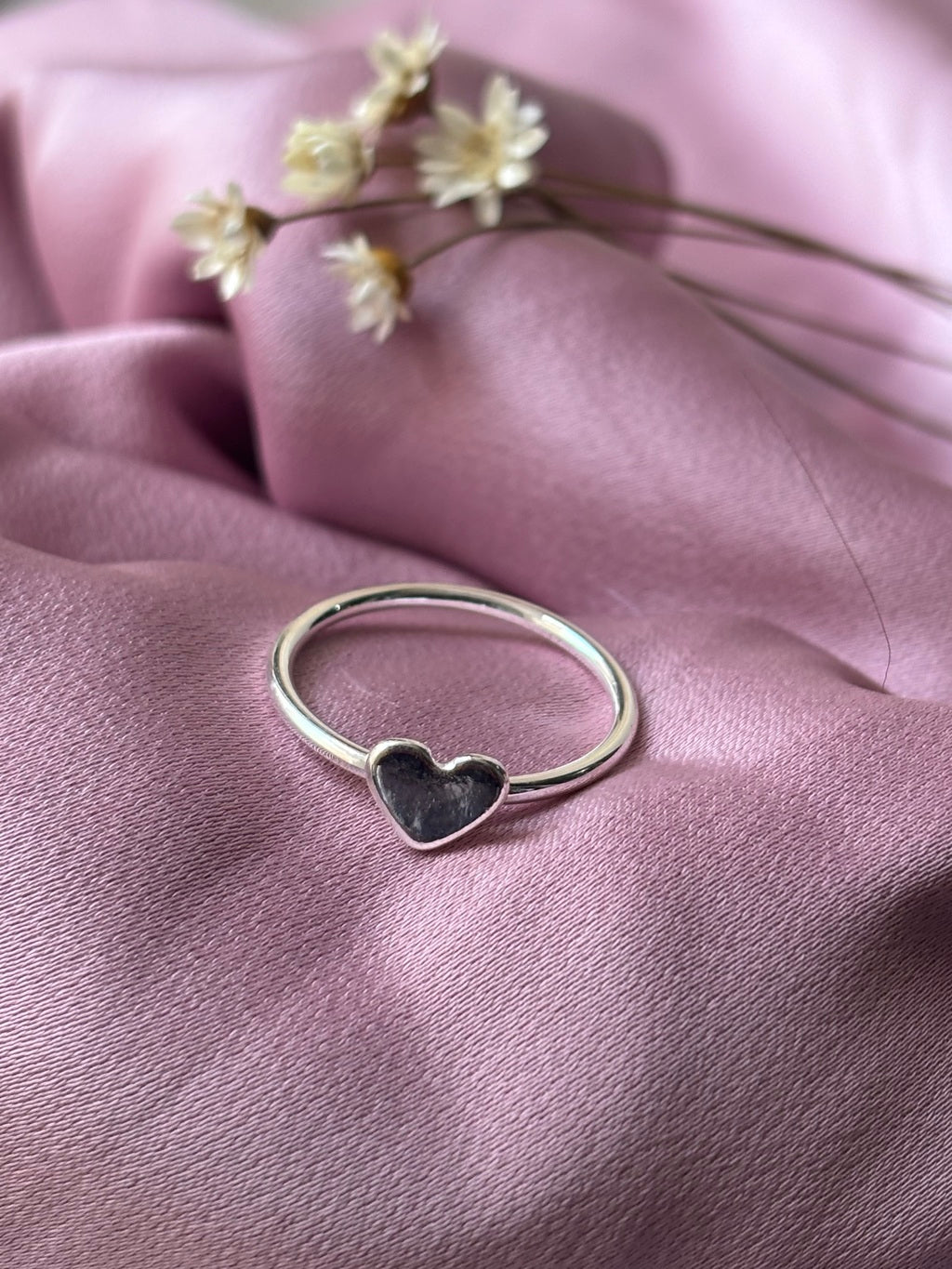Anel Feminino Coração Solitário em Prata 925 Minimalista – Serenité