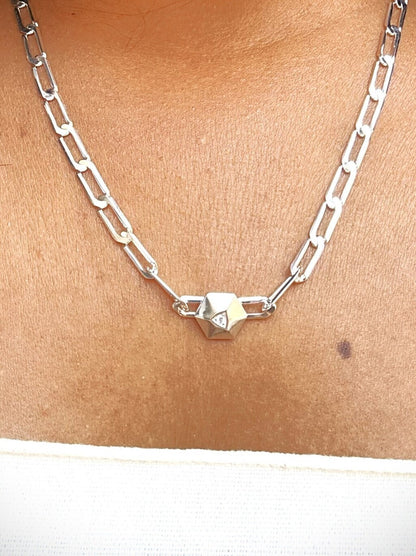 Colar Feminino Hexagonal Corrente Elo em Banho de Prata – Serenité