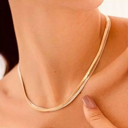 Colar Choker Feminino Fita Lisa Ajustável em Aço Inoxidável – Serenité