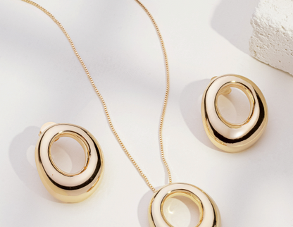 Colar Feminino Círculo Orgânico Banho de Ouro 18K Hipoalergênico – Serenité