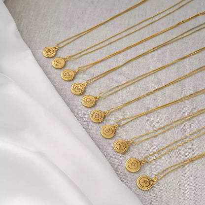 Colar Feminino Médio com Pingente Medalha Banhado a Ouro – Serenité