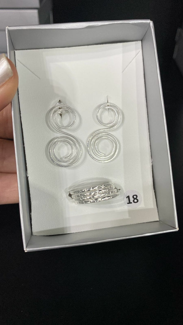 Conjunto Feminino Brinco e Anel 4 Fios em Prata 925 Polida – Serenité