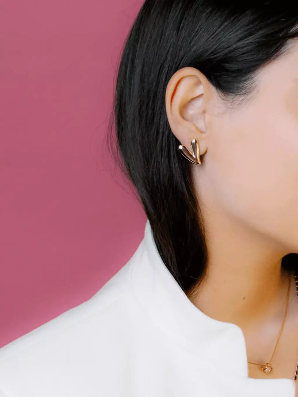 Brinco Feminino Thalassa em Metal com Banho de Ouro 18K – Serenité