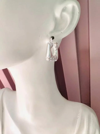 Brinco Argola Feminina Quadrada Minimalista Banhada a Prata – Serenité