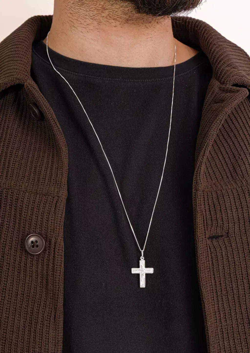 Colar Masculino em Prata 925 com Pingente Cruz Face de Jesus – Serenité