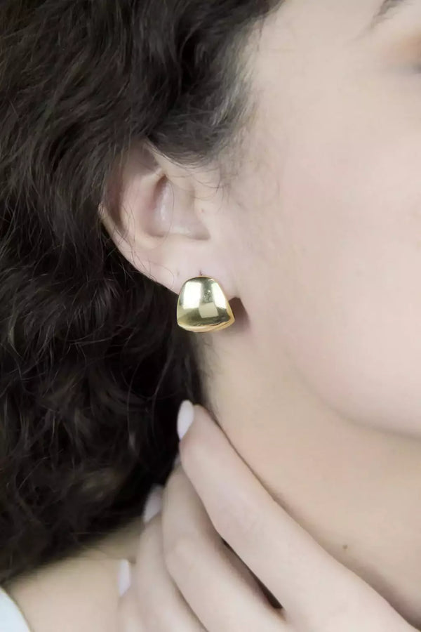 Brinco Feminino Pequeno Chapinha Lisa Abaulada Banhado a Ouro – Serenité
