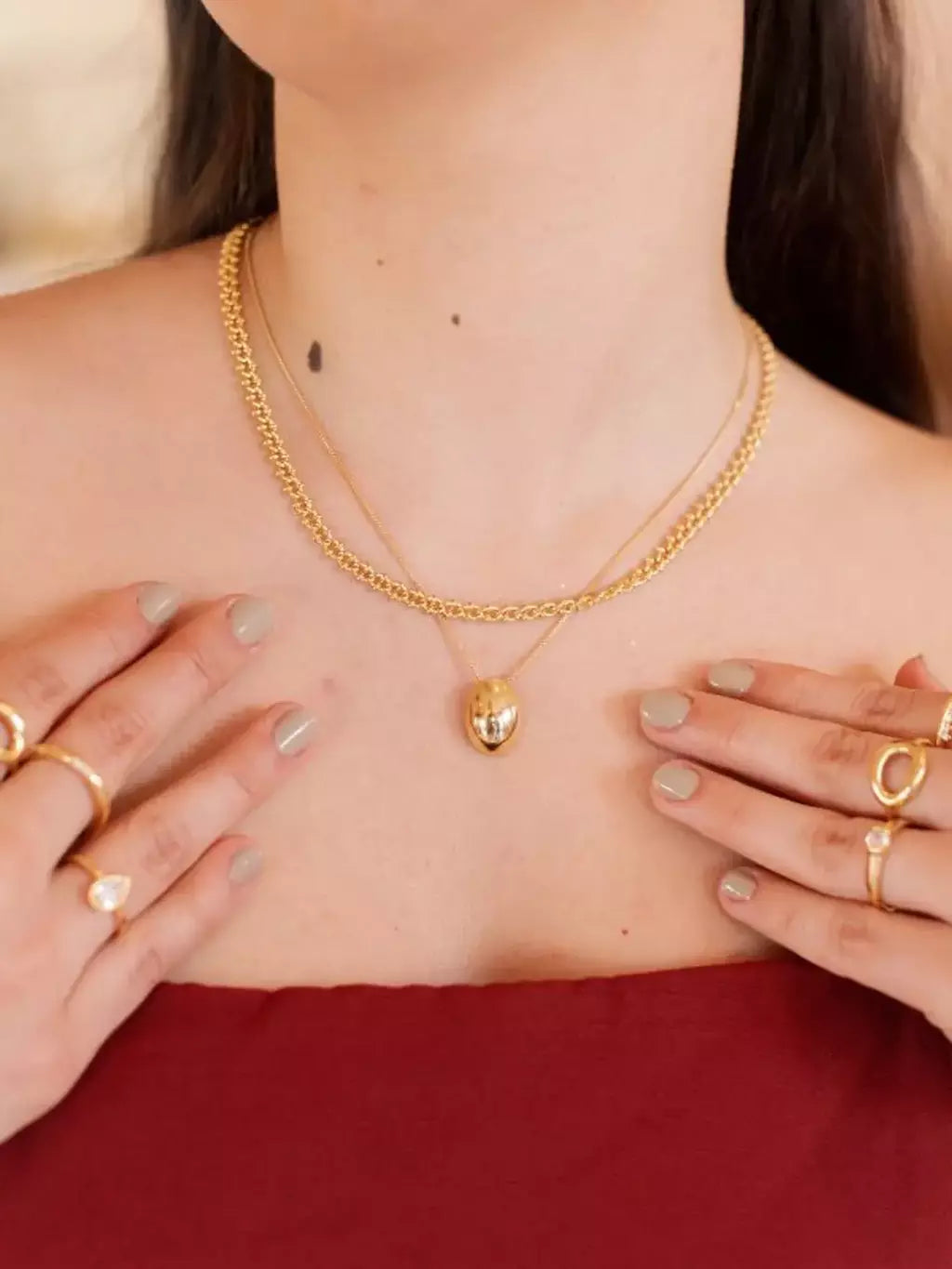 Conjunto Feminino de Colar e Brincos Ovais Banhados a Ouro 18K – Serenité