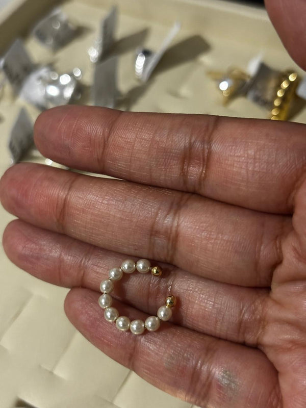 Piercing de Pressão Feminino com Pérolas e Banho de Ouro – Serenité